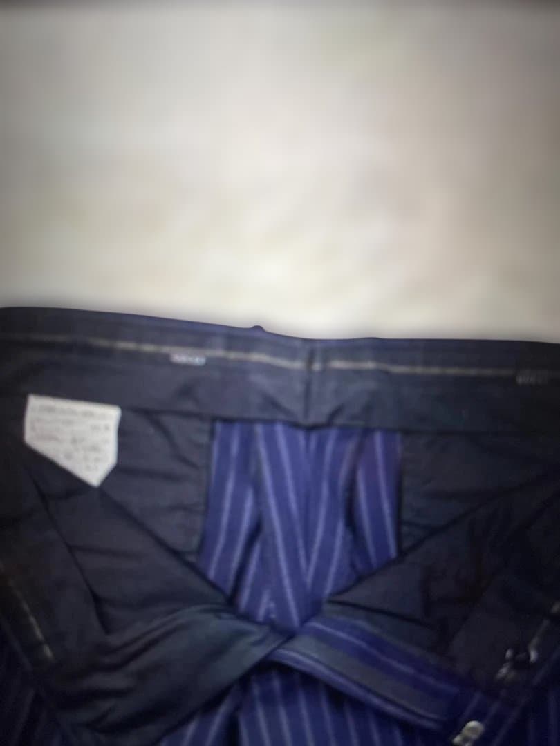 GUCCI スーツ セットアップ ストライプ 2B 裏地ロゴ柄 ネイビー 50R