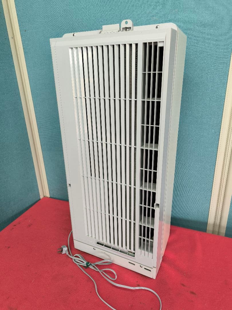 21年製　コロナ窓用エアコンReLaLa　8畳まで　CW-FA1821