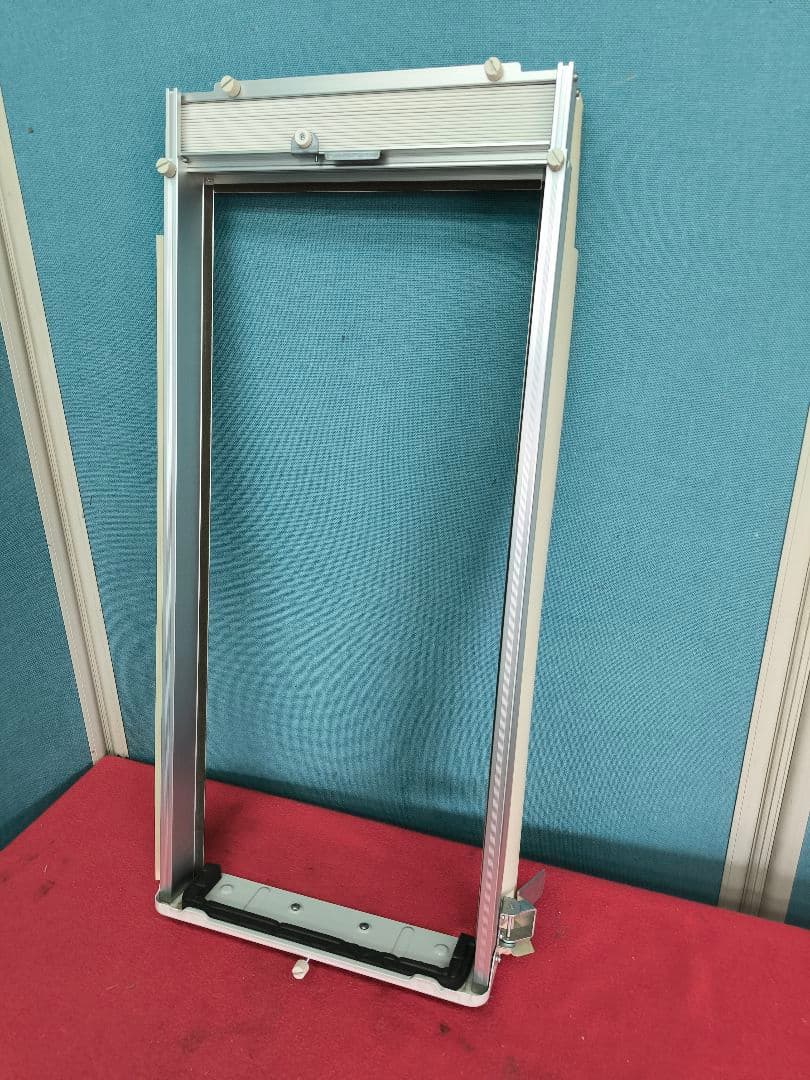 21年製　コロナ窓用エアコンReLaLa　8畳まで　CW-FA1821