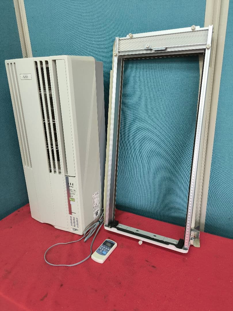 21年製　コロナ窓用エアコンReLaLa　8畳まで　CW-FA1821