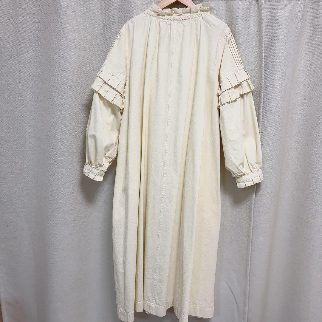 ピンクハウス　タック使いデニムワンピース