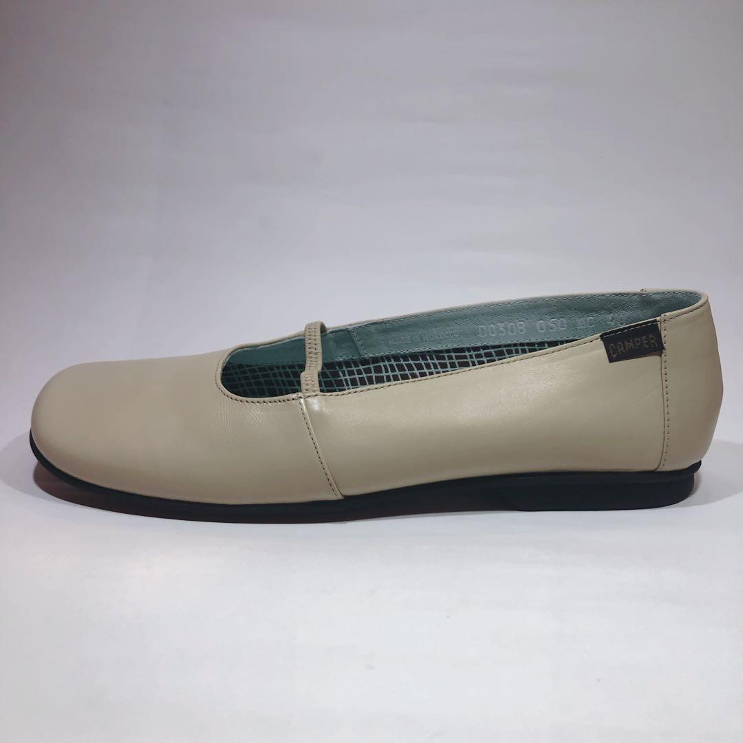 【極美品】カンペール　幅広　スクエアトゥ　フラットパンプス　レッドソール
