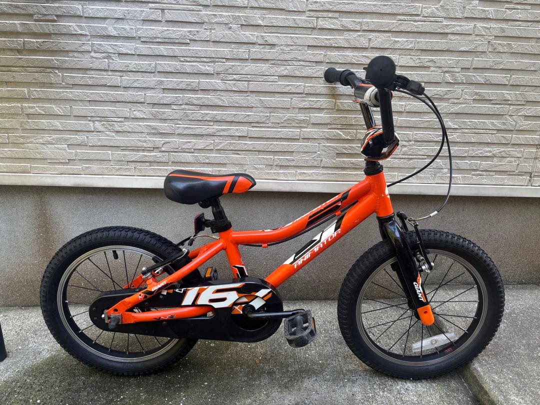 GIANT AMIMETOR オレンジ色 16インチ 子供用自転車 補助輪付き