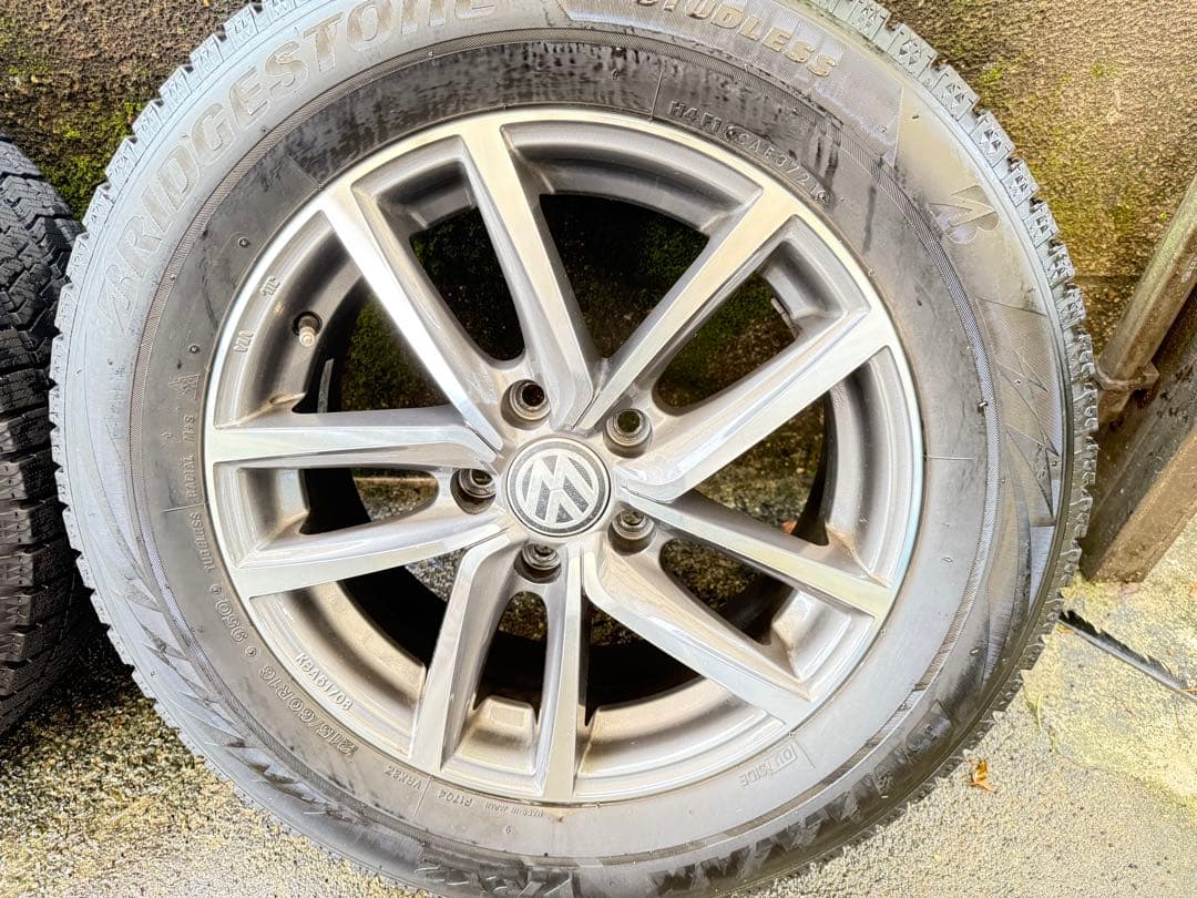 215/60R/16パサートb8 スタッドレスホイールセットブリザック vrx2