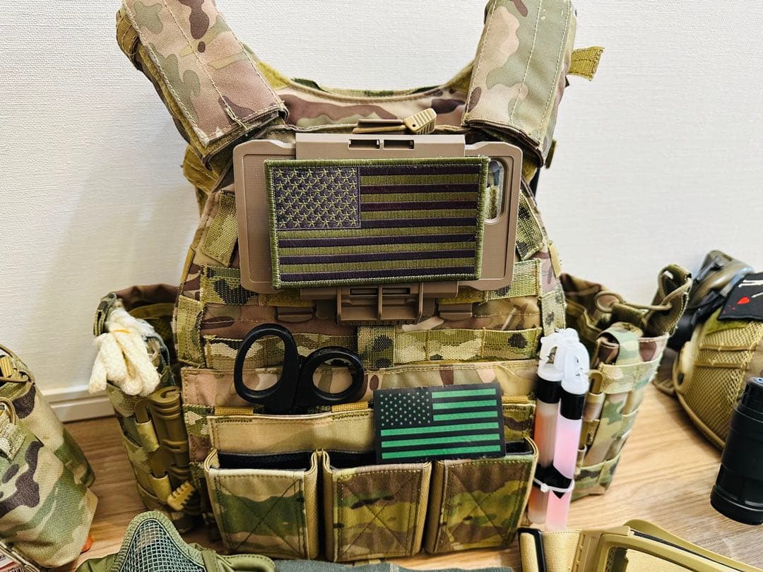 サバゲー装備　ヘルメットベルト　プレートキャリア　おまけ付きセット