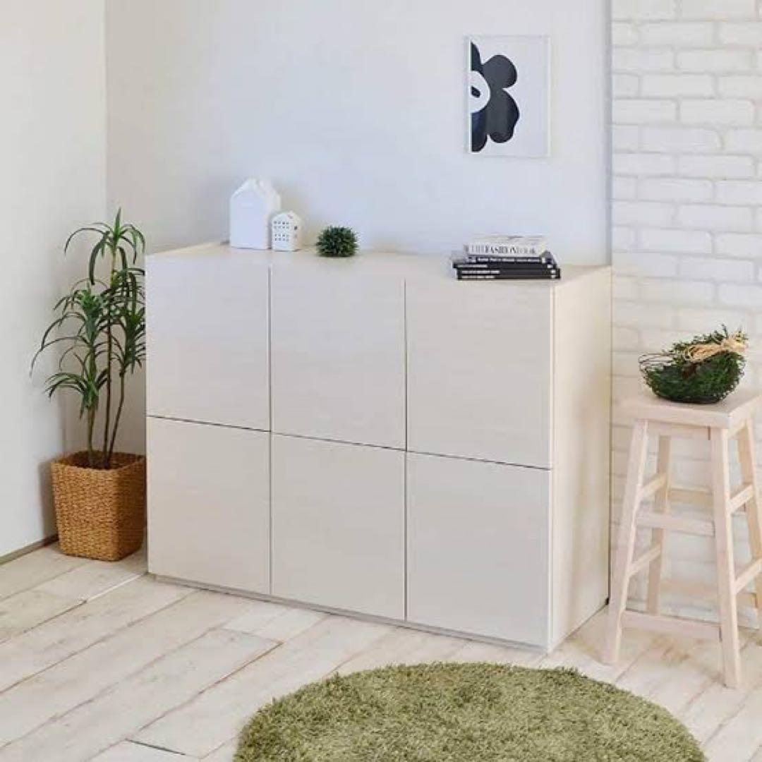 ★美品★ ニトリ 6枚ドアキャビネット