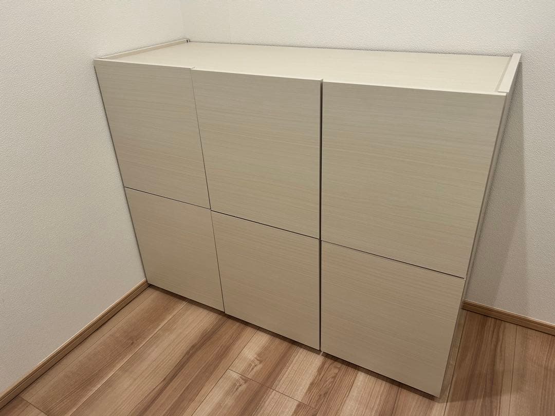 ★美品★ ニトリ 6枚ドアキャビネット