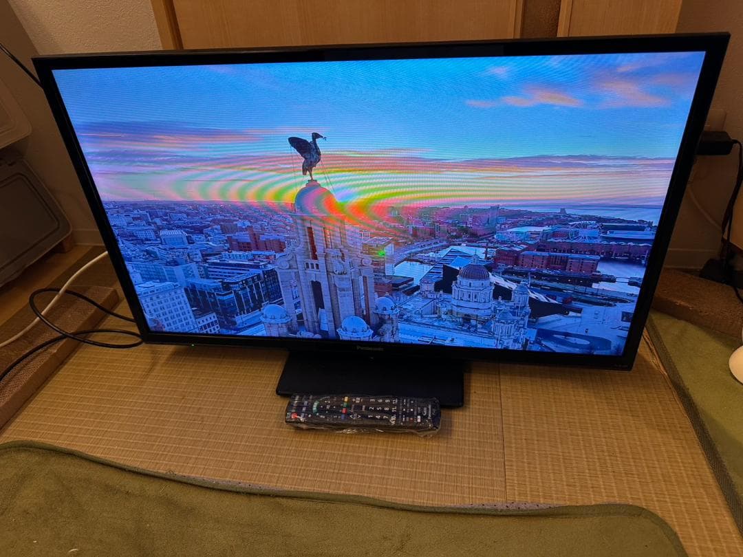 Panasonic　パナソニック　32型テレビ　テレビ TH-32G300