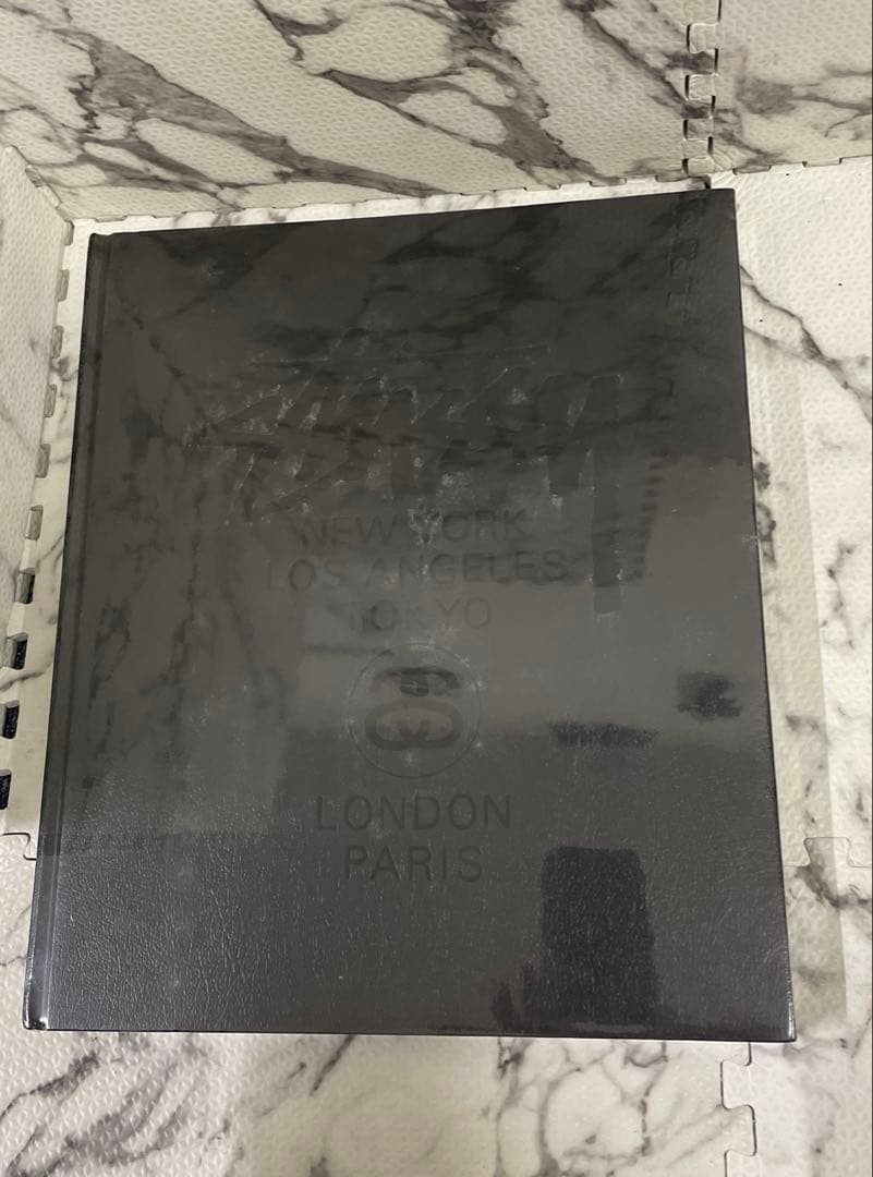 【未開封】WORLD TOUR BLACKBOOK: Stussy アートブック