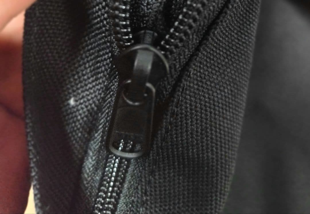 コムデギャルソン オムプリュス ブラックバックパック　pz-k205 大