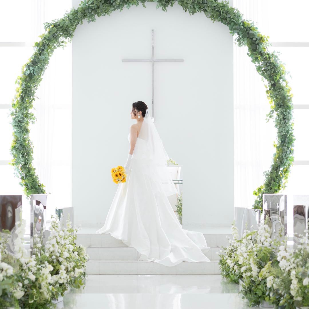 【ラッキー】ウェディングドレス　Aライン　2WAYタイプ