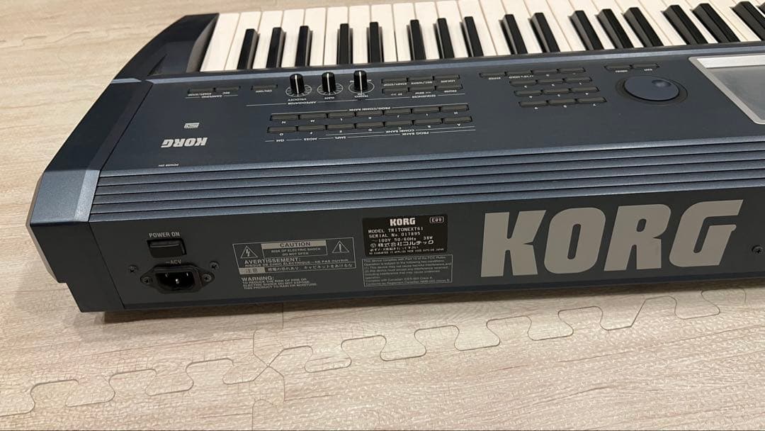 KORG Triton Extreme 61 動作確認済・美品／説明書あり