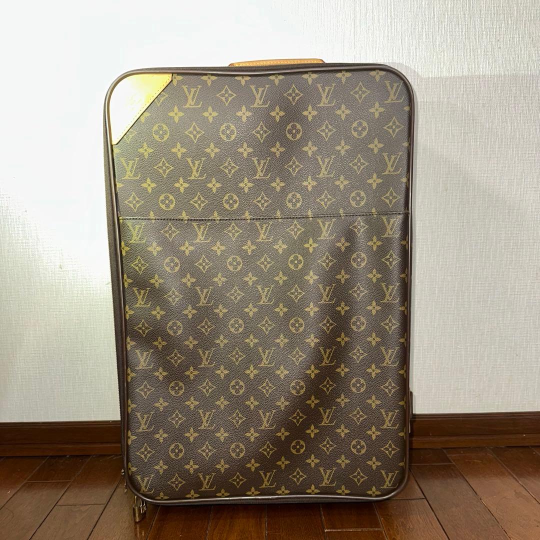LOUIS VUITTON スーツケース