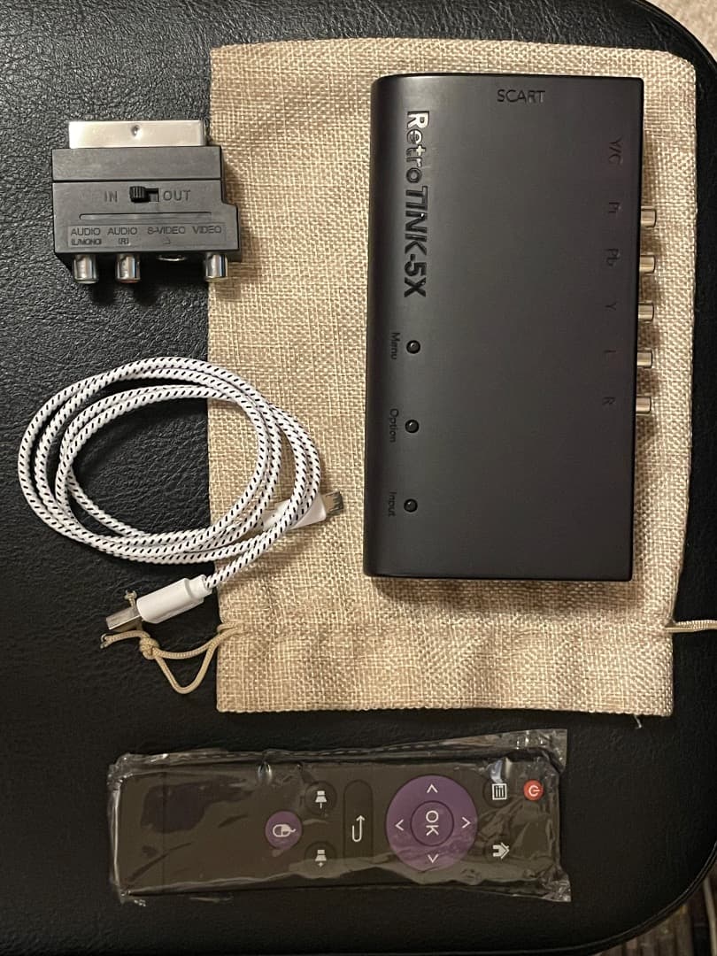 RetroTINK 5X-Pro コンバーター