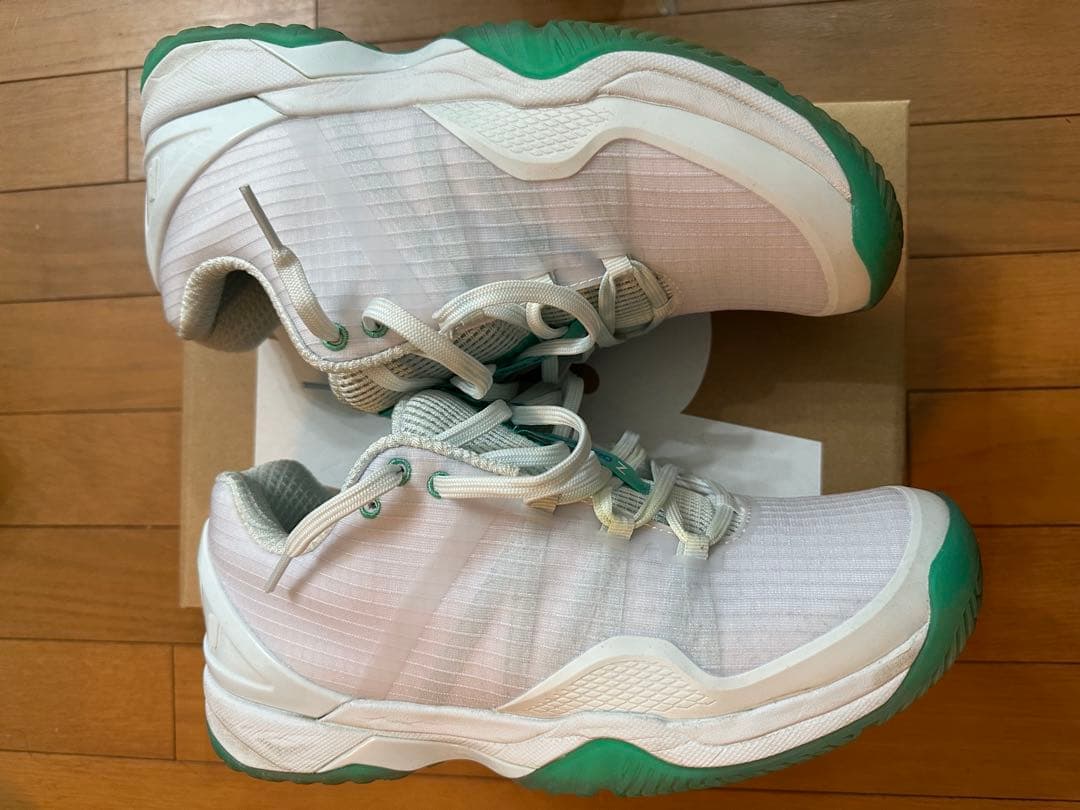 Prince TOUR PRO Z Ⅴ Seriesオールコート用 27.0cm