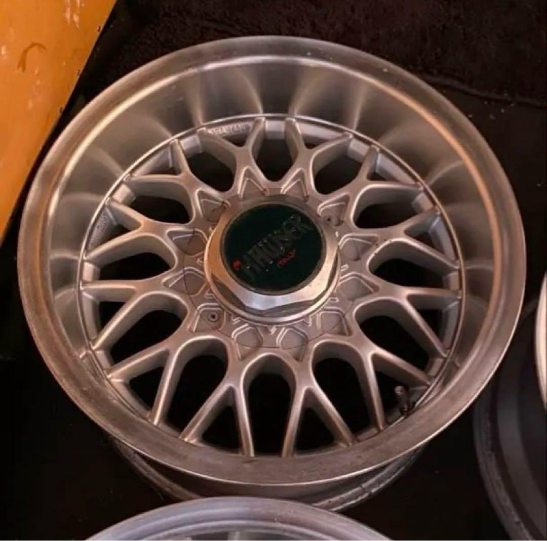 ハウザー　パラマウント商会　139.7 6H VR 16インチ