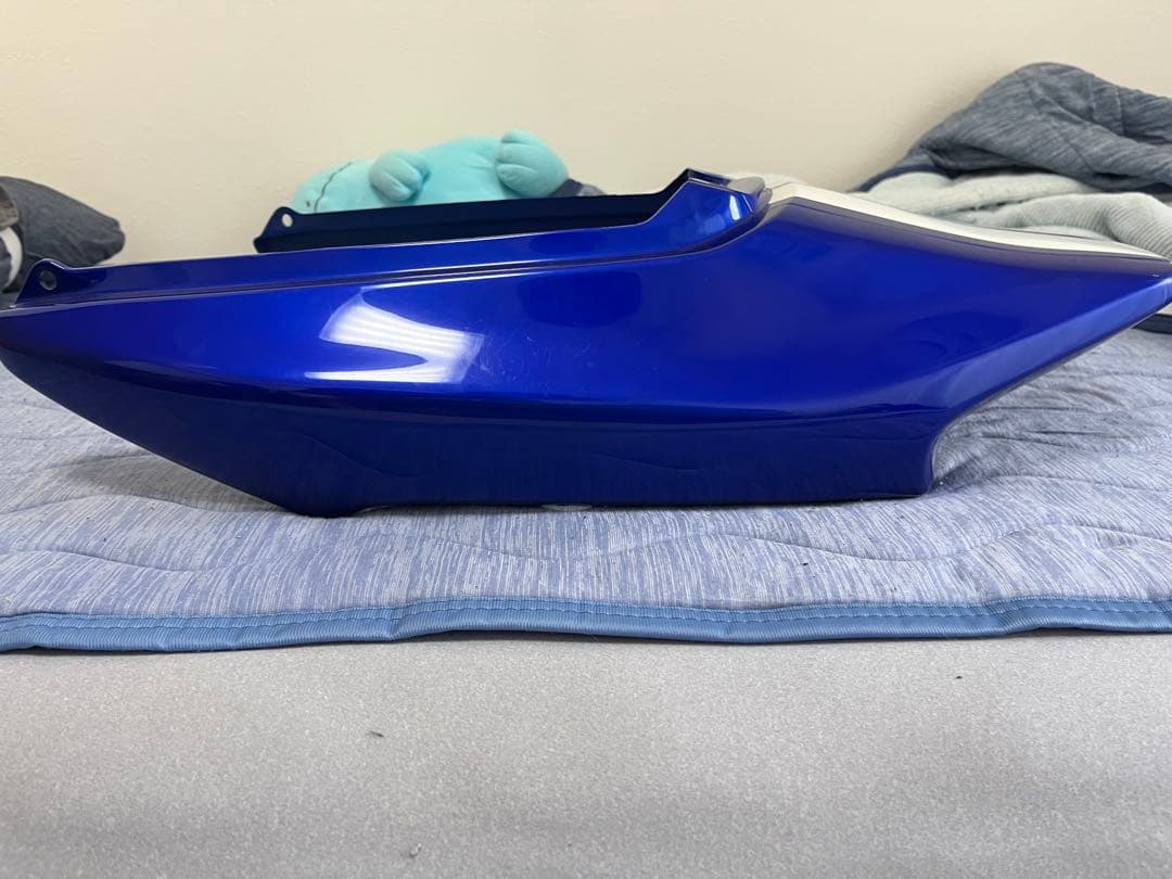 nc31 バージョンs フェンダーカウル　　青白