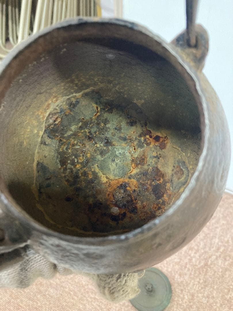 明治期大国蝶々模様鉄瓶