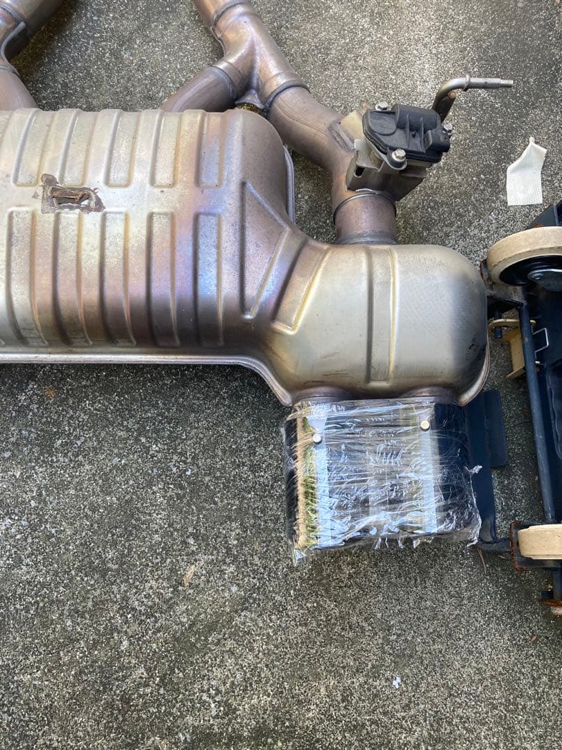  F80 F82 M3 M4 コンペティション 純正マフラー