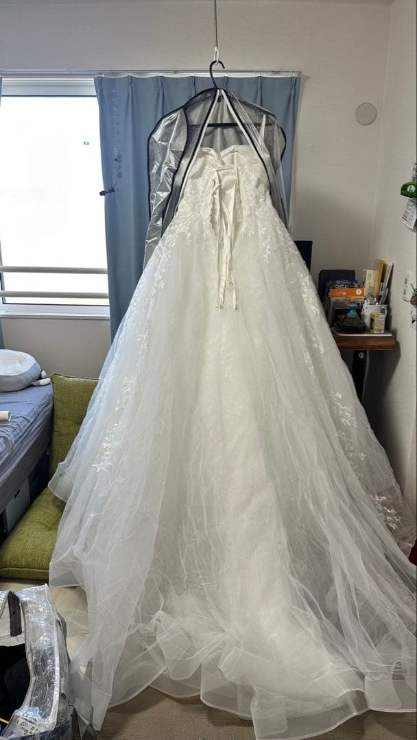 ウェディングドレスセット　ホワイト　カラー（ブラウン）