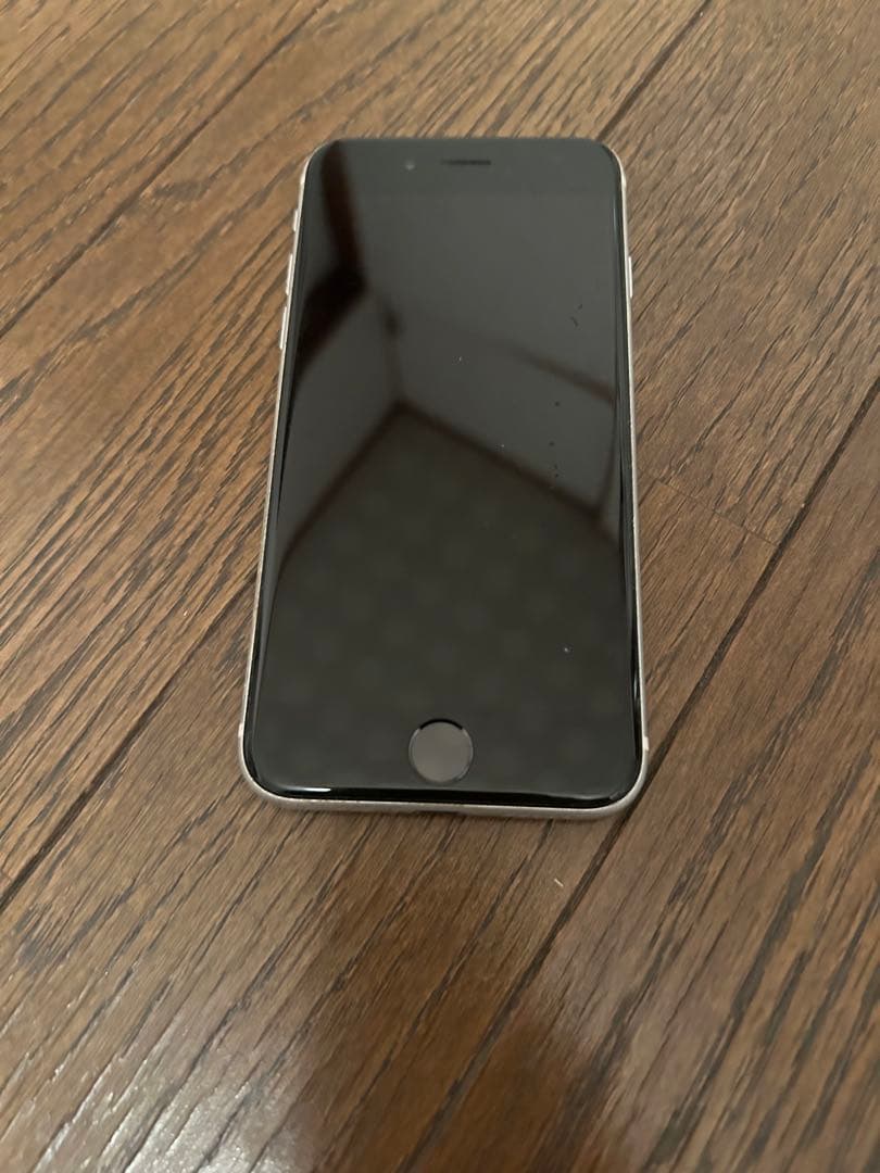 iPhone se 第二世代 simフリー
