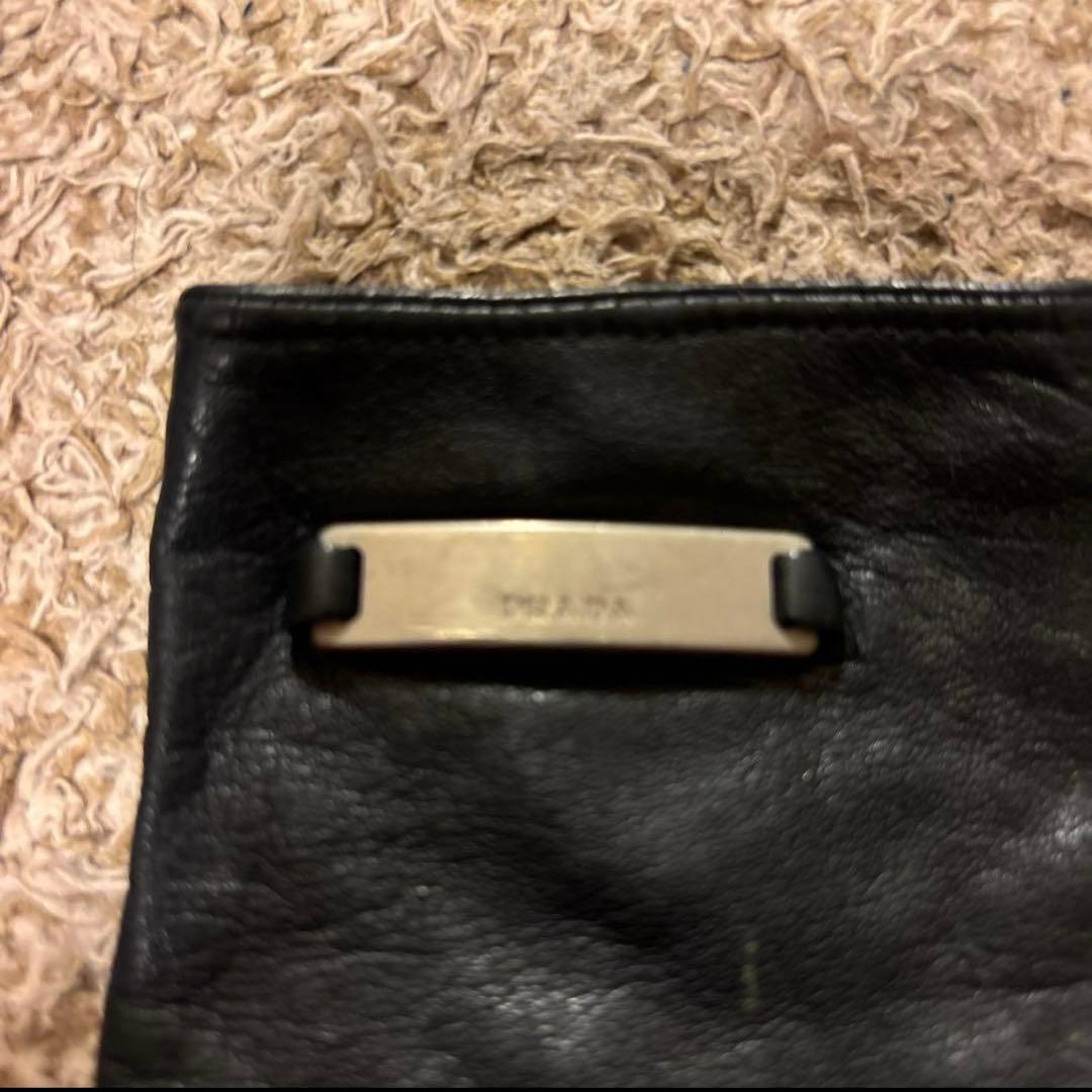 PRADA ブラックレザー手袋