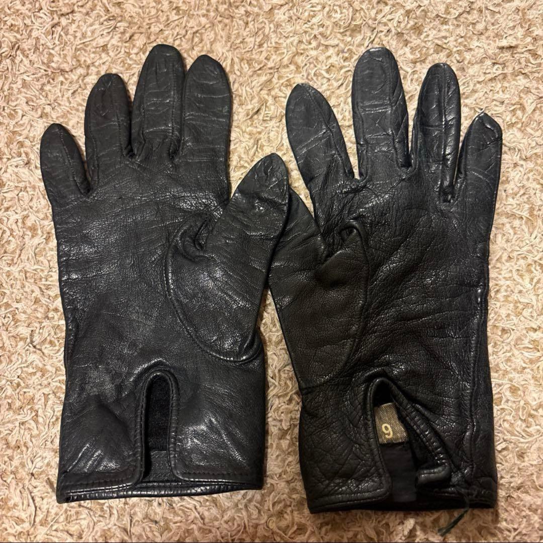 PRADA ブラックレザー手袋