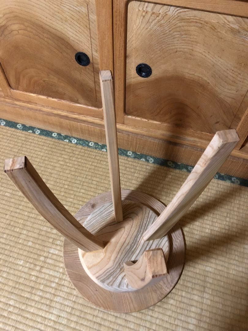1243 建具屋一筋58年のおじいちゃんの手作りスツール、テーブル☆けやき