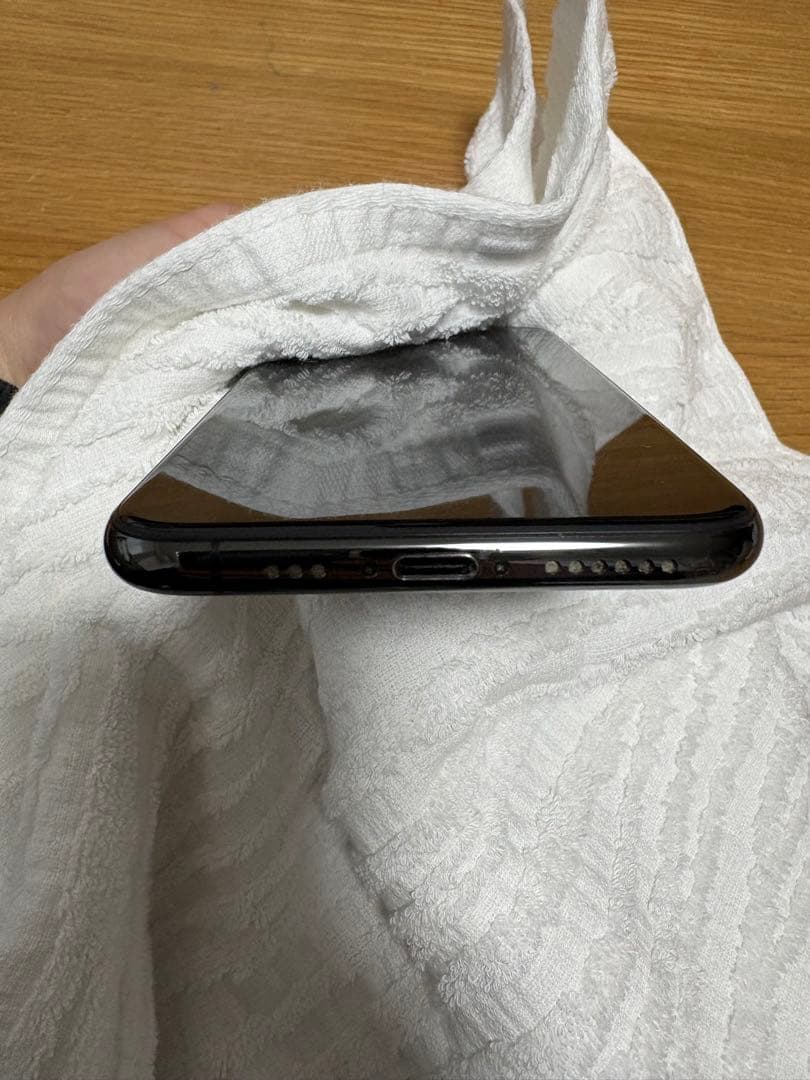 携帯電話本体 iPhoneXs 64GB