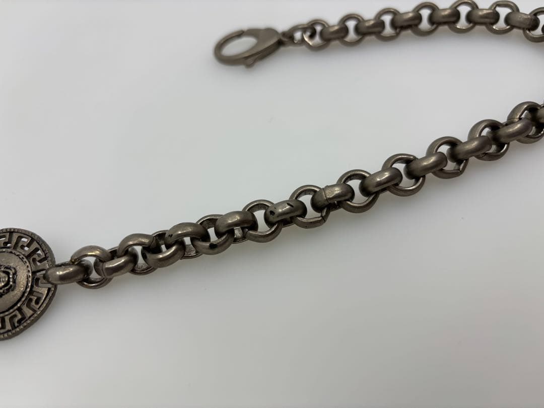 ヴェルサーチ　メダルモチーフ ウォレットチェーン