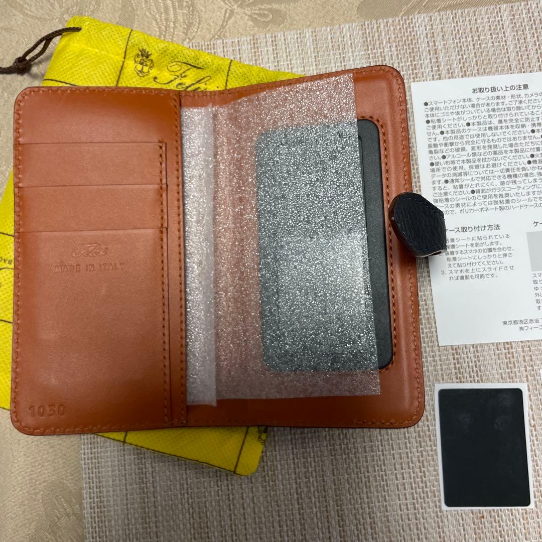 【新品未使用】フェリージ Felisi スマートフォンケース 1030 ネイビー