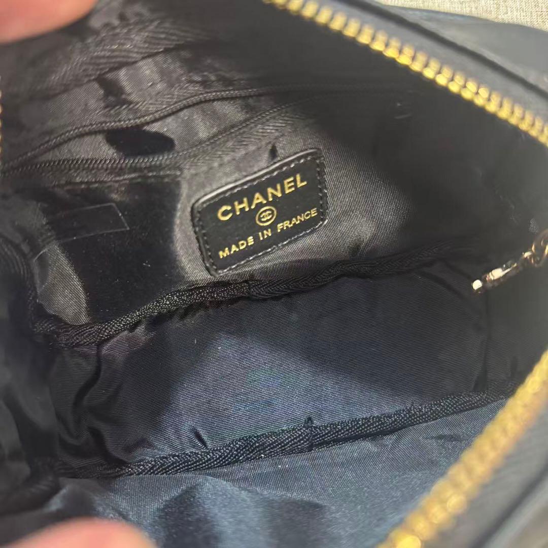 VIP会員限定 ノベルティ キャビアスキンショルダーバッグ ゴールドチェーン