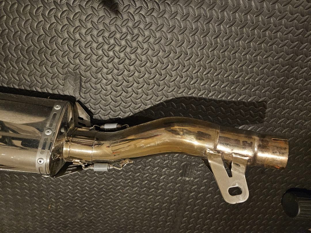 USヨシムラ　ステンレススリップオンマフラー取り付け金具インナーバッフル付き