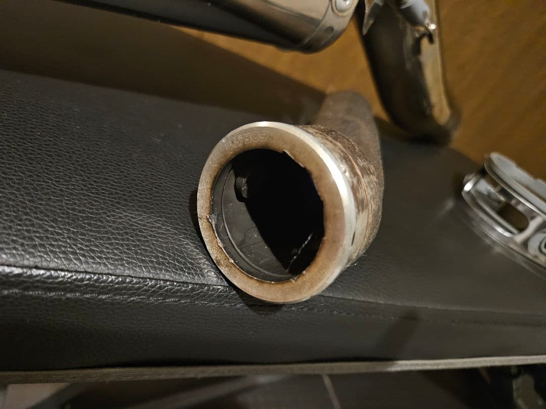 USヨシムラ　ステンレススリップオンマフラー取り付け金具インナーバッフル付き