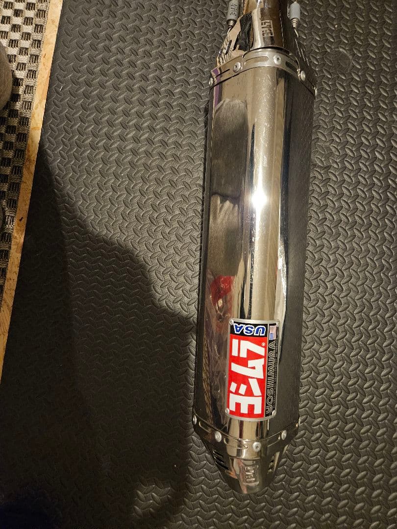 USヨシムラ　ステンレススリップオンマフラー取り付け金具インナーバッフル付き