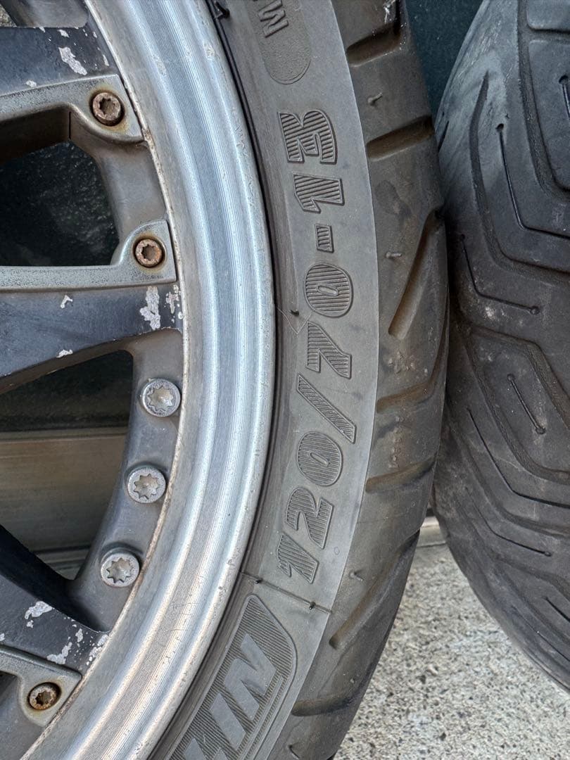 ババン　pcx125 社外アルミホイール　前後13インチ　JF56 より