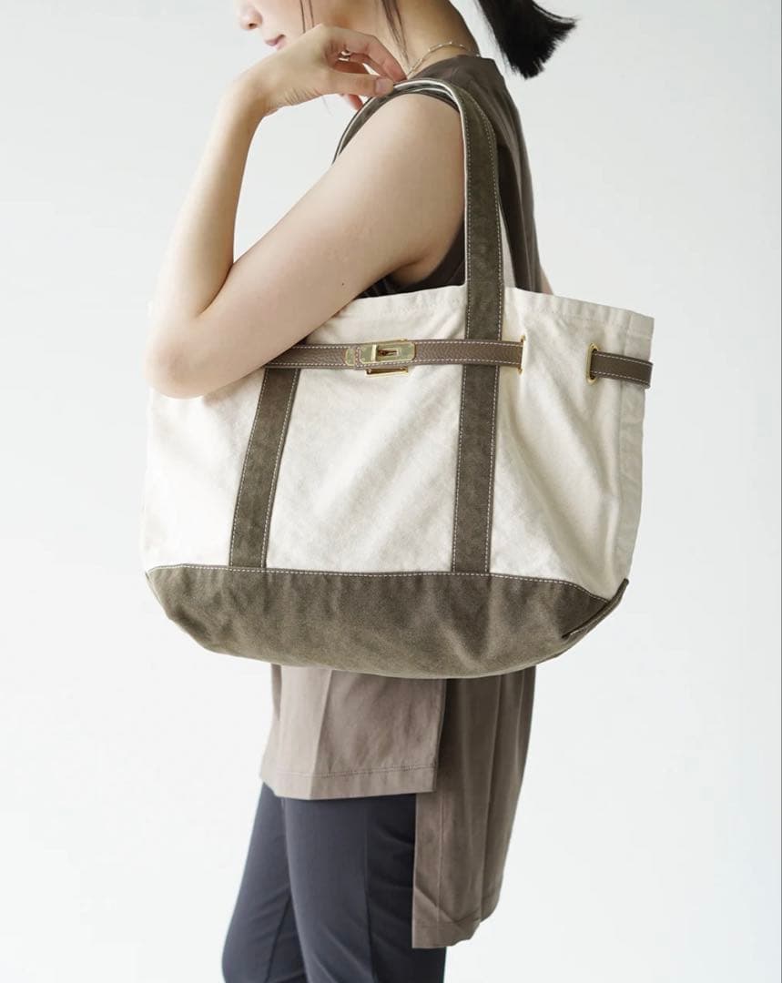 sita parantica ミディアム キャンバス トートバッグ