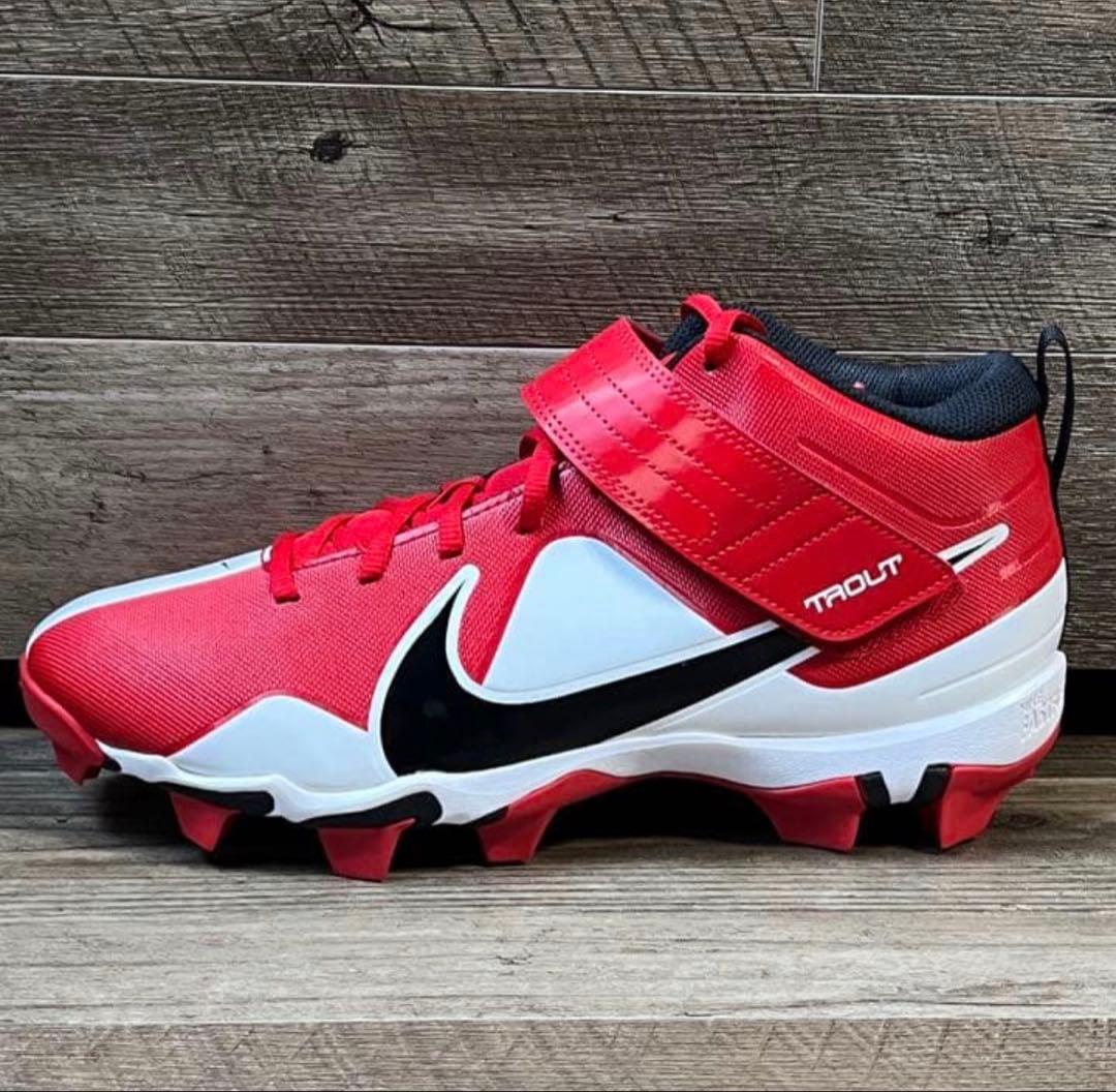 Nike ナイキスパイク レッド　野球　マイクトラウトモデル