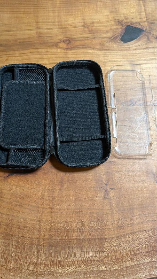 Switchライト　SDカード64GB付き　ケース付き　充電器なし