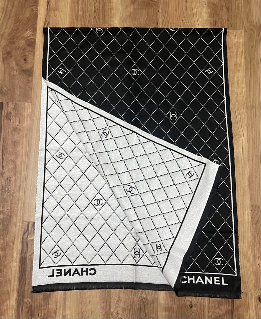 未使用 CHANEL ロゴ ノベルティ マフラー ストール ブラック