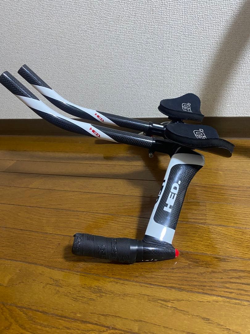 HED エアロハンドルバー カーボンファイバー　TTバー