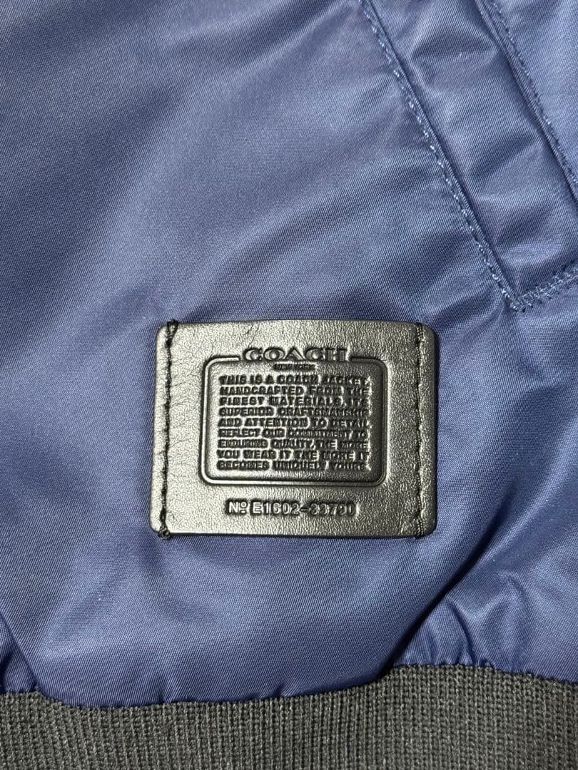 COACH ナイロン×レザーのMA-1フライトジャケット ネイビー　Mサイズ