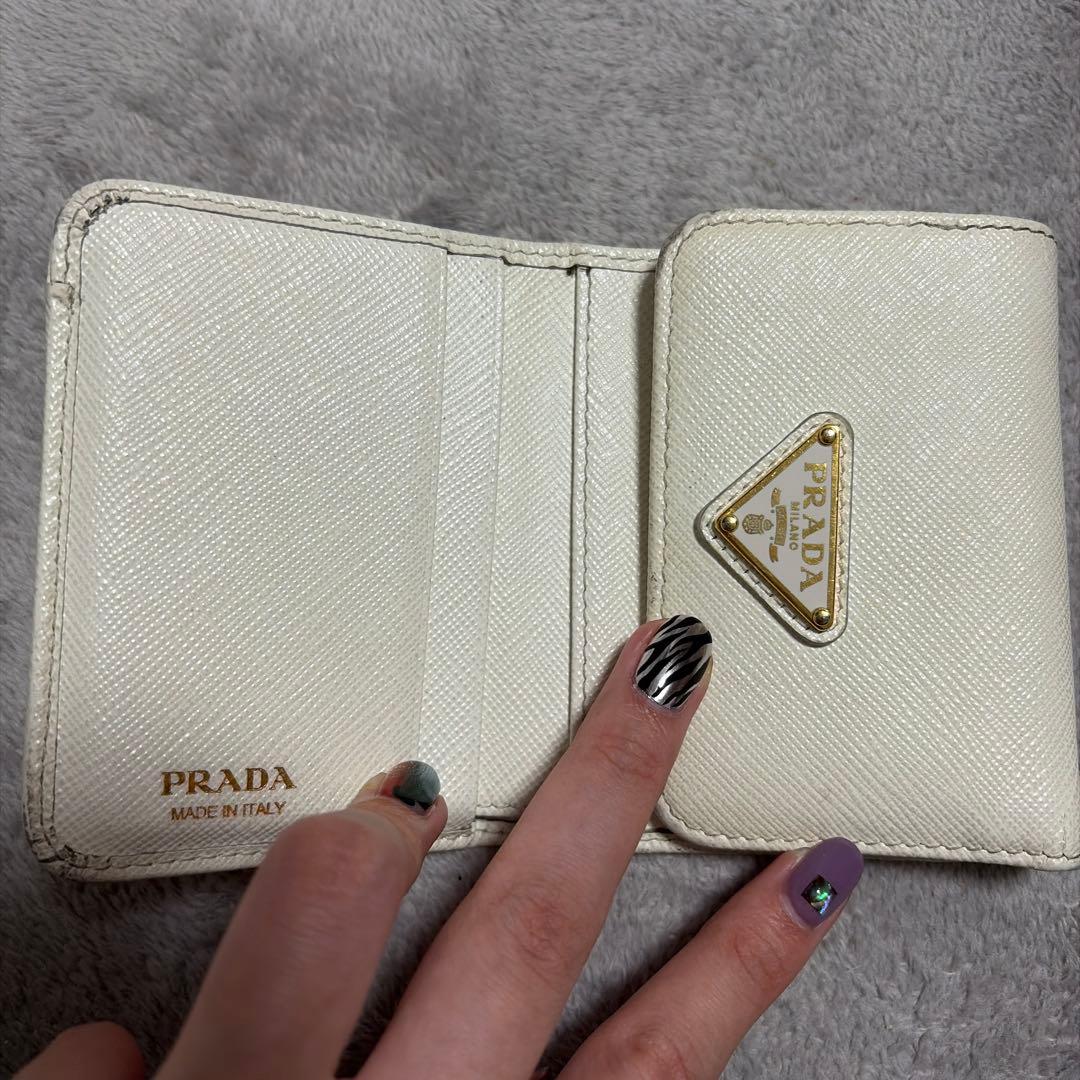 PRADA サフィアーノレザー 三つ折り財布 ホワイト