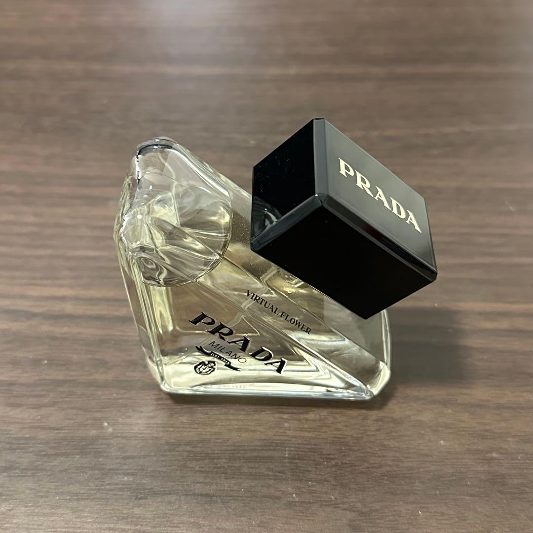 「♡」プラダ パラドックス ヴァーチャルフラワーオーデパルファム 50ml