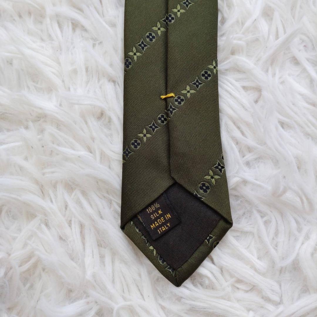 ★美品★ ルイヴィトン 高級シルクネクタイ ストライプ柄（モノグラム） オリーブ