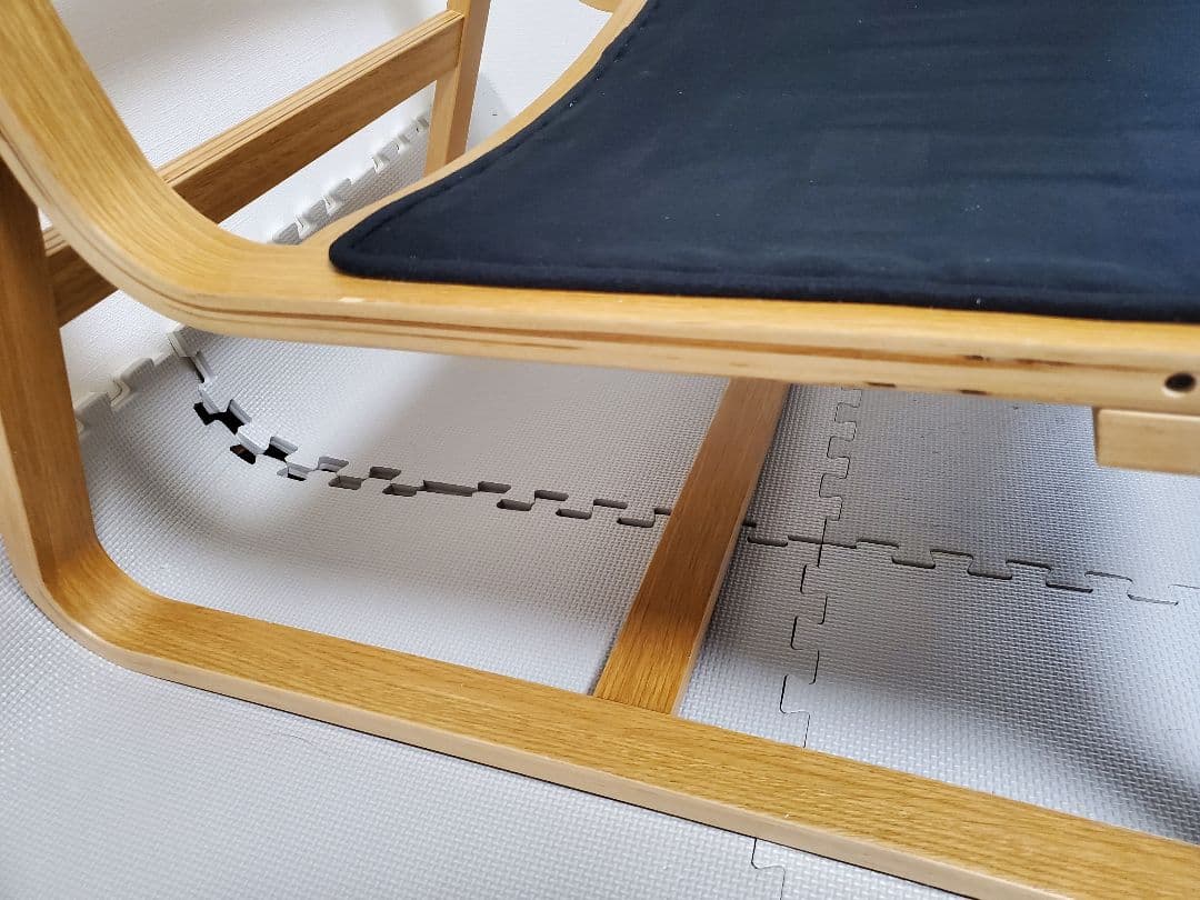 無印良品　リビングでもダイニングでもつかえるソファチェア