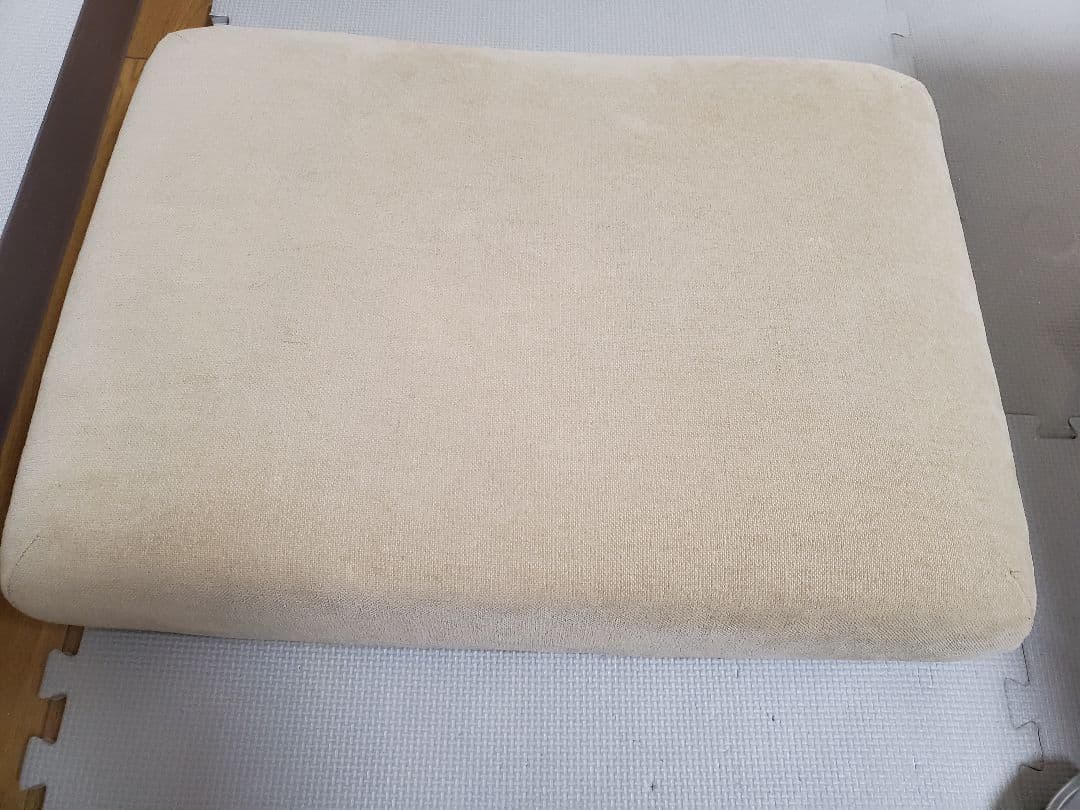 無印良品　リビングでもダイニングでもつかえるソファチェア