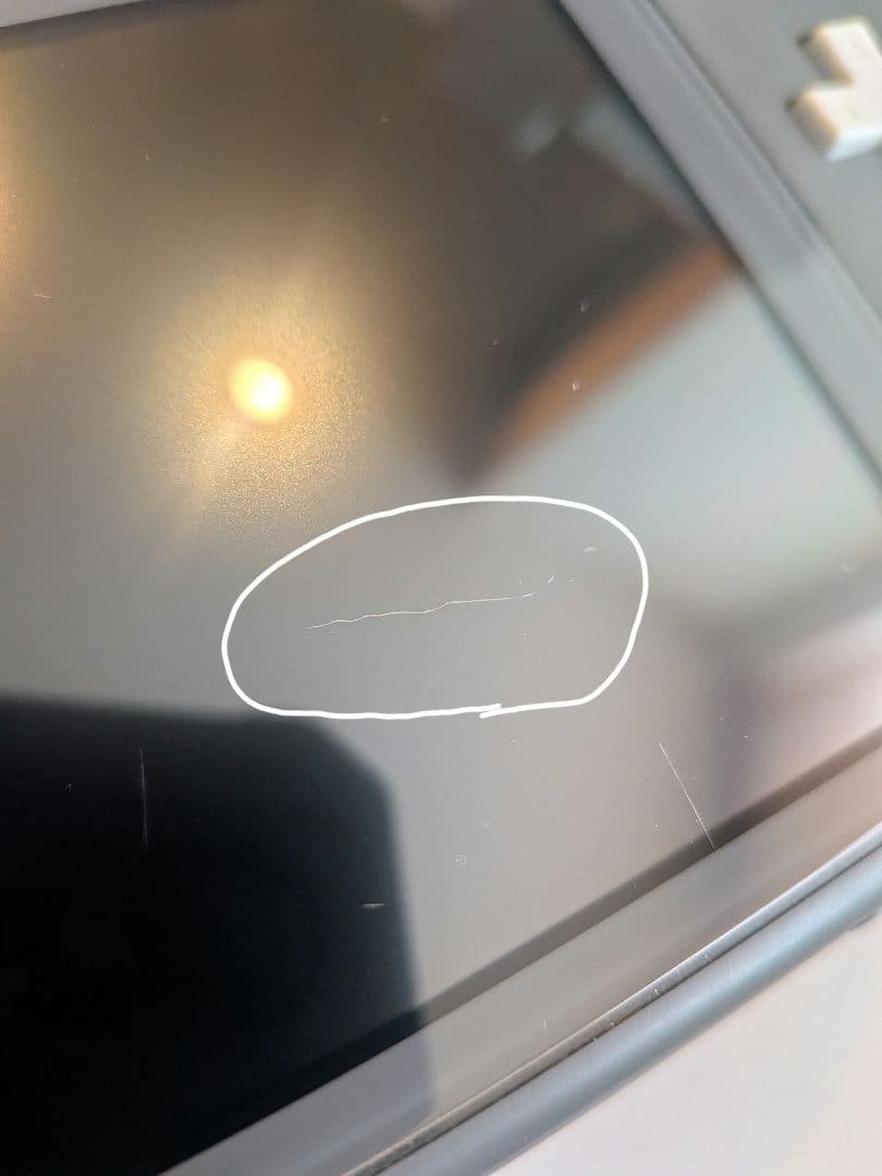 Nintendo Switch Lite スクリーンに小キズあり