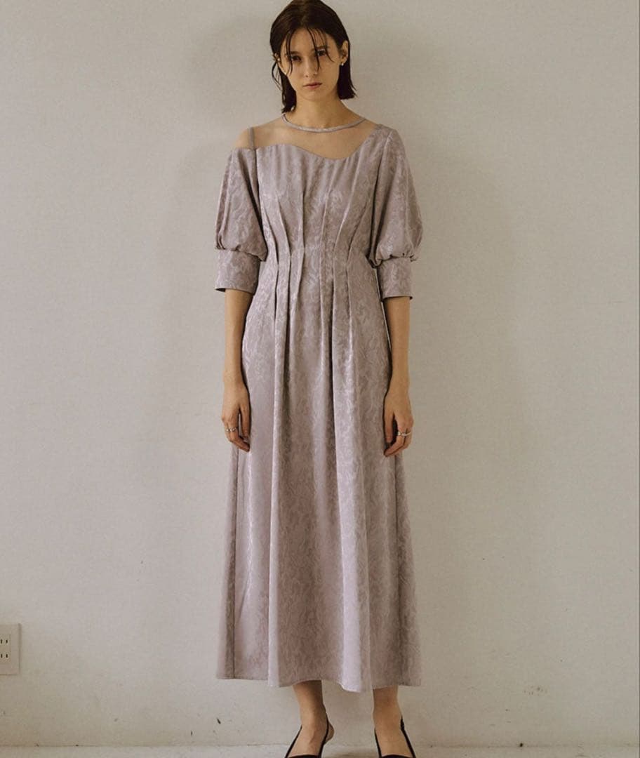 ★新品タグ付き★ LE’RURE ミアンダリングウエストタックフレアドレス