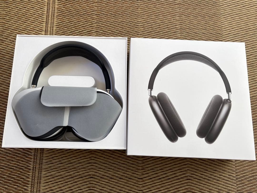 AirPods MAX スペースグレイ　Lightning